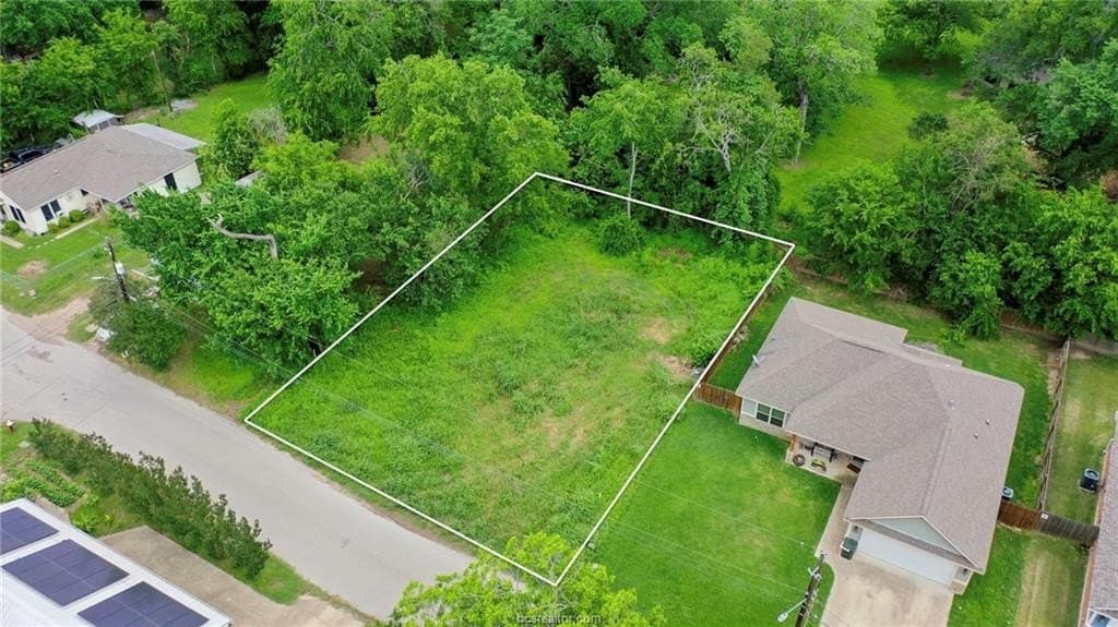 0.22 acres in Brazos County gallery image 2