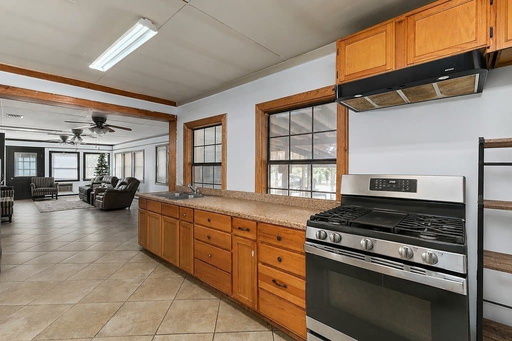 48 acres in Lavaca County - photo 7