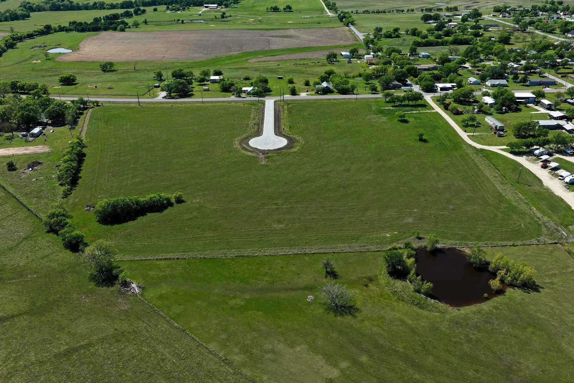 2 acres in Cooke County - photo 2