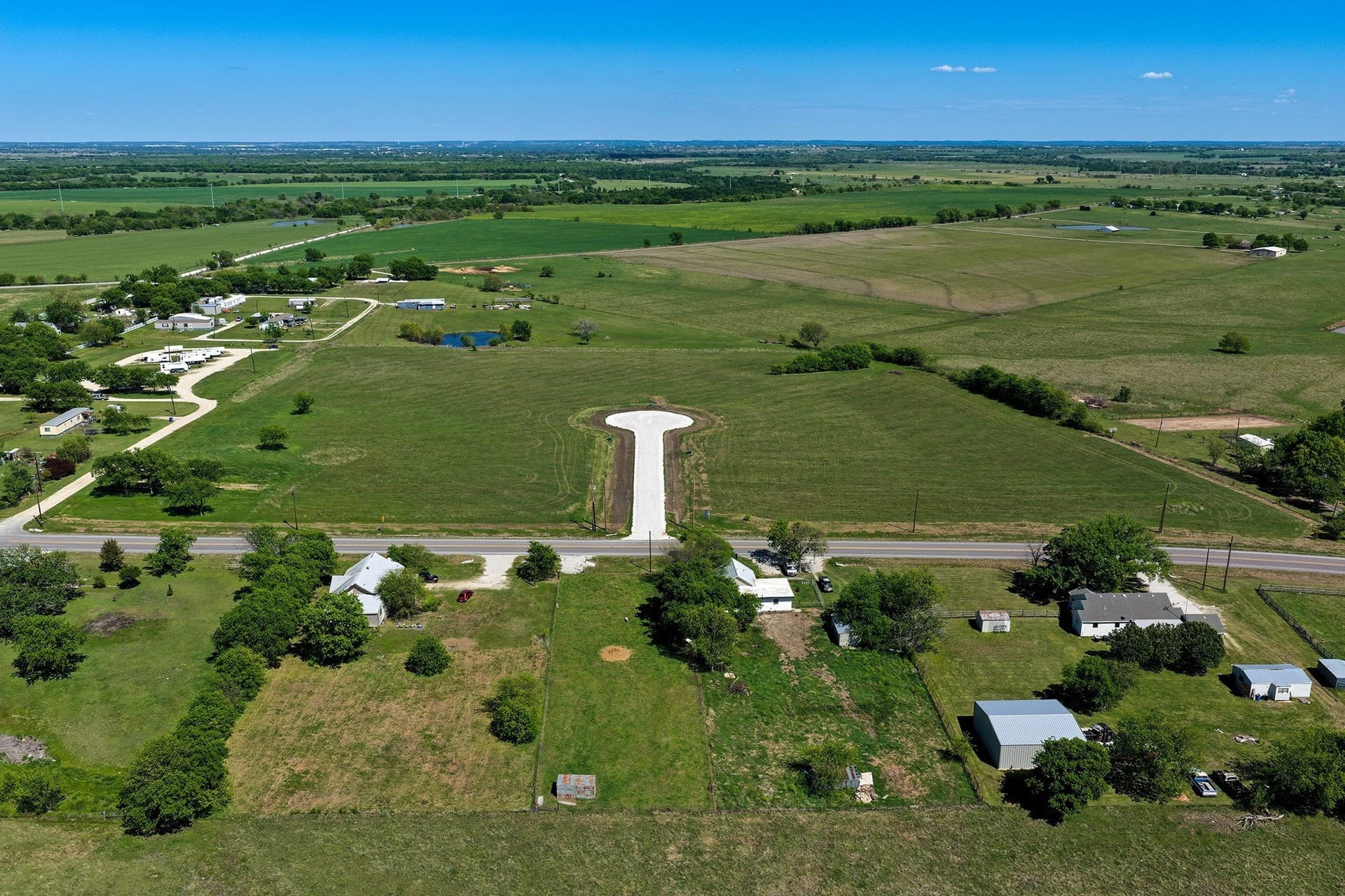 2 acres in Cooke County - photo 4