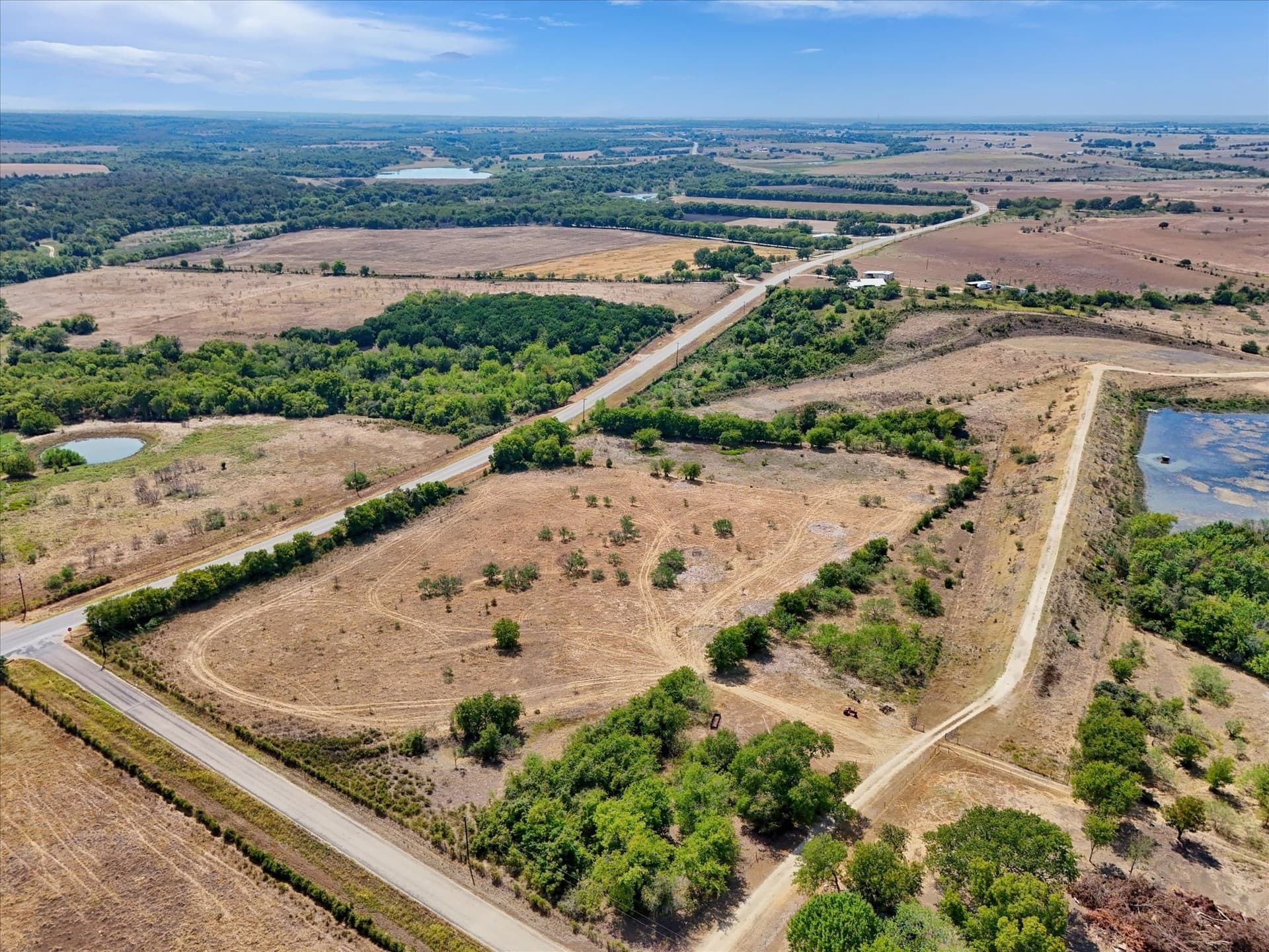 10.01 acres in McLennan County - photo 2