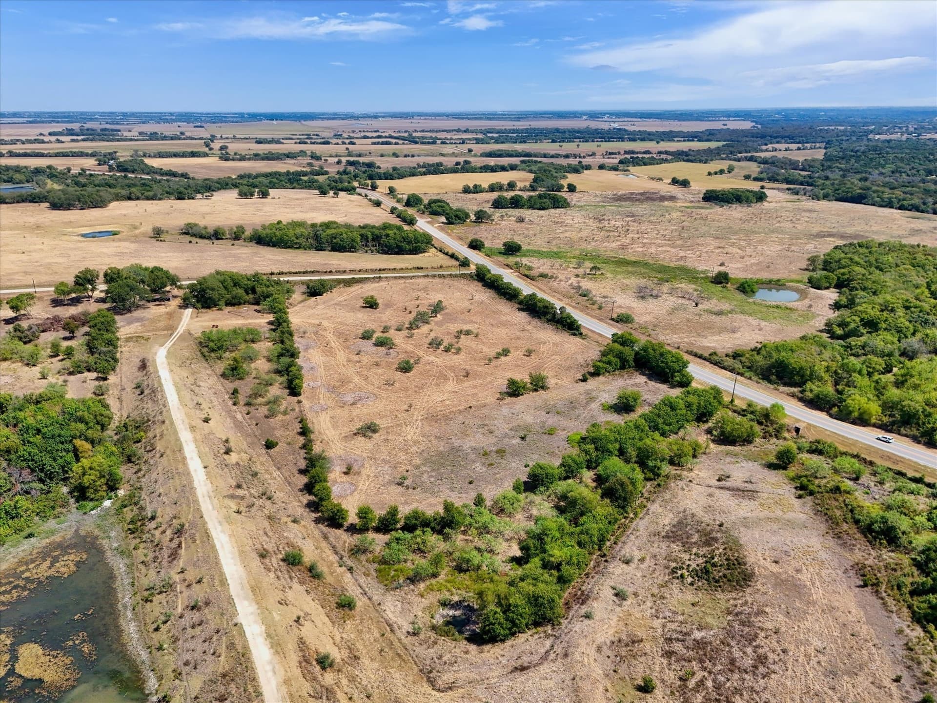 10.01 acres in McLennan County - photo 3