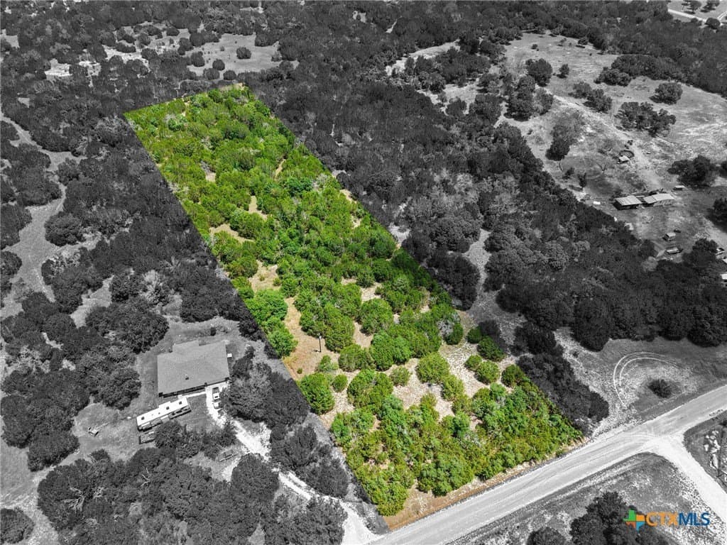 4.24 acres in Lampasas County gallery image 3