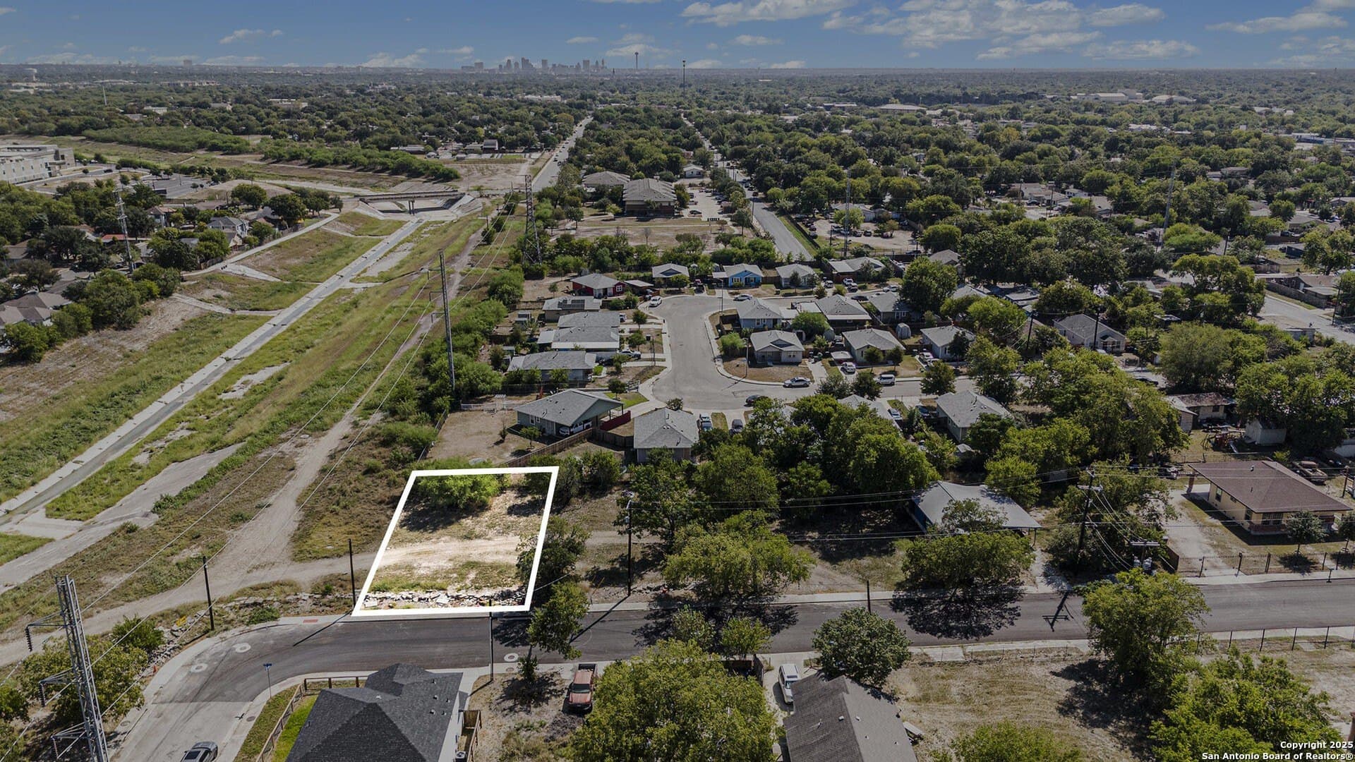 0.09 acres in Bexar County - photo 8