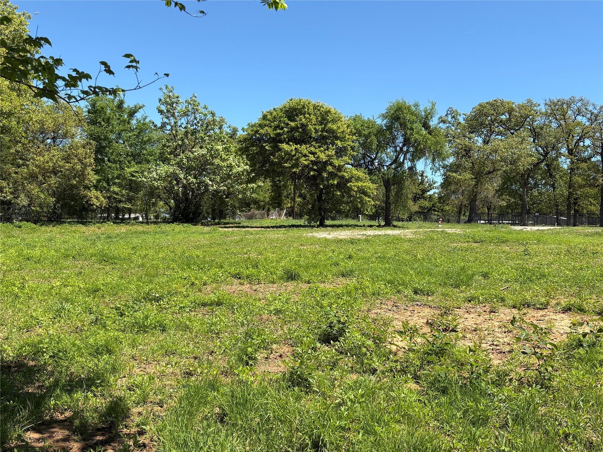 2.38 acres in Cooke County