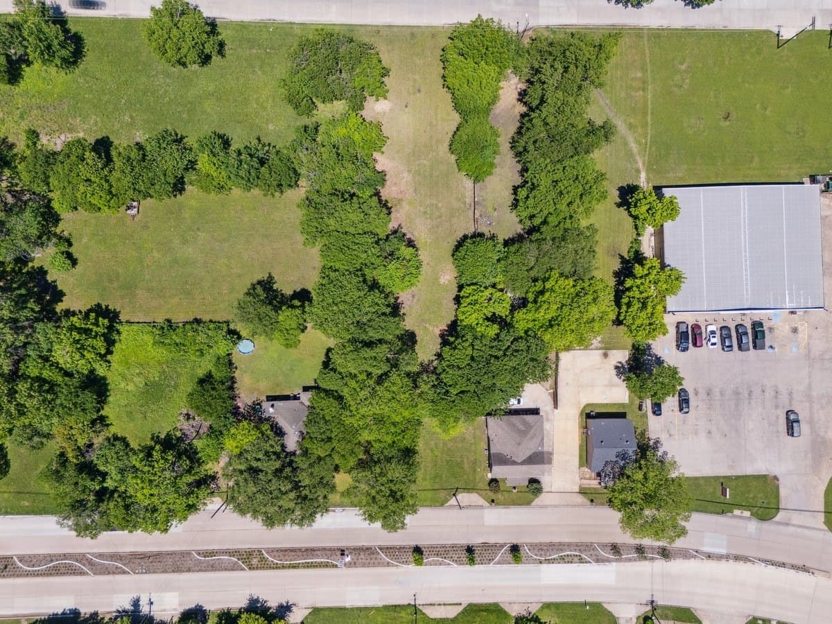 0.57 acres in Dallas County gallery image 3