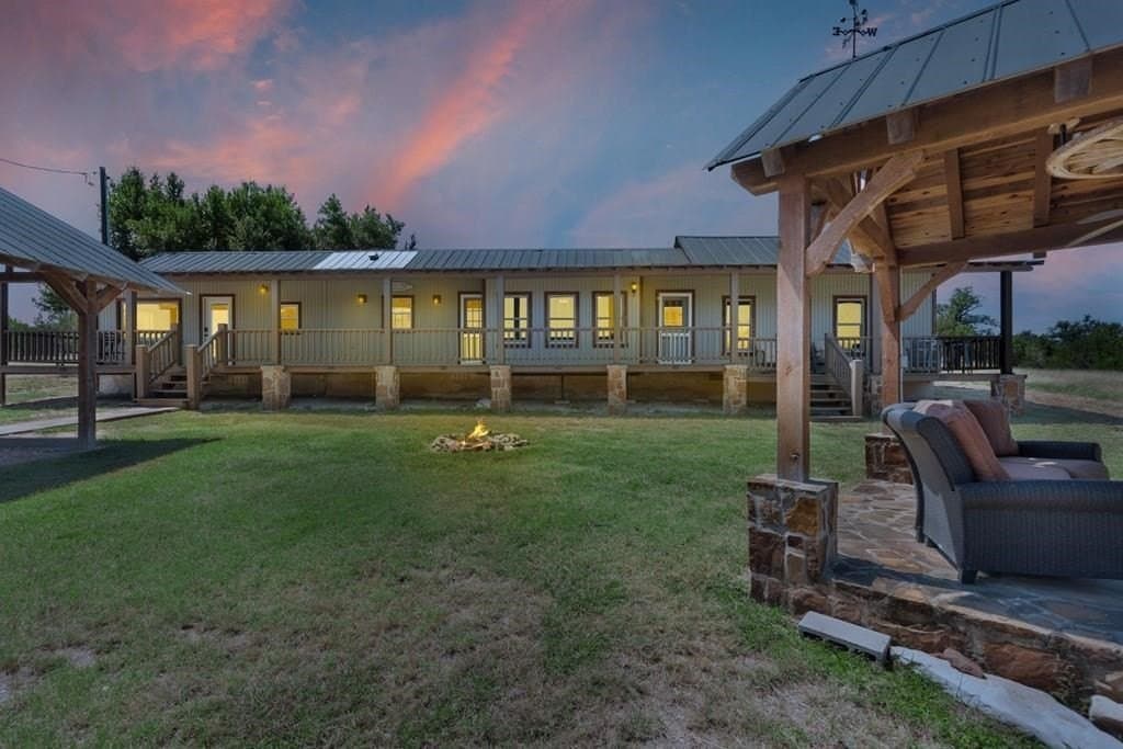 10 acres in Gillespie County - photo 33