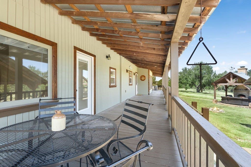 10 acres in Gillespie County gallery image 3
