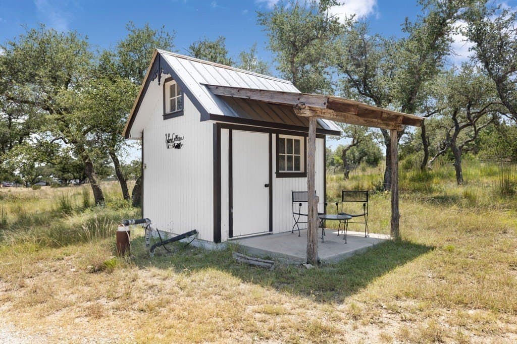10 acres in Gillespie County - photo 9
