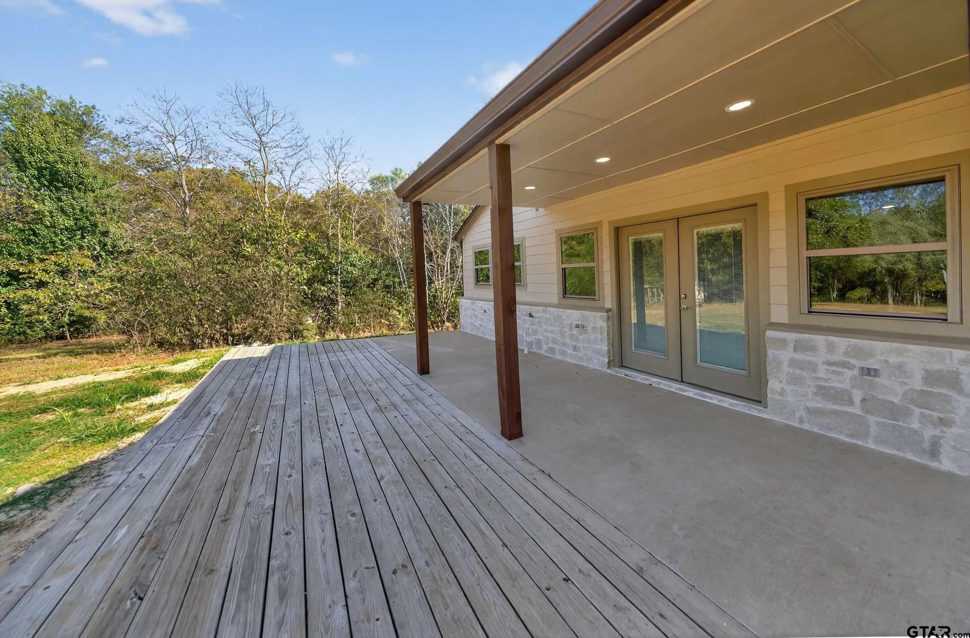 10 acres in Smith County featured view