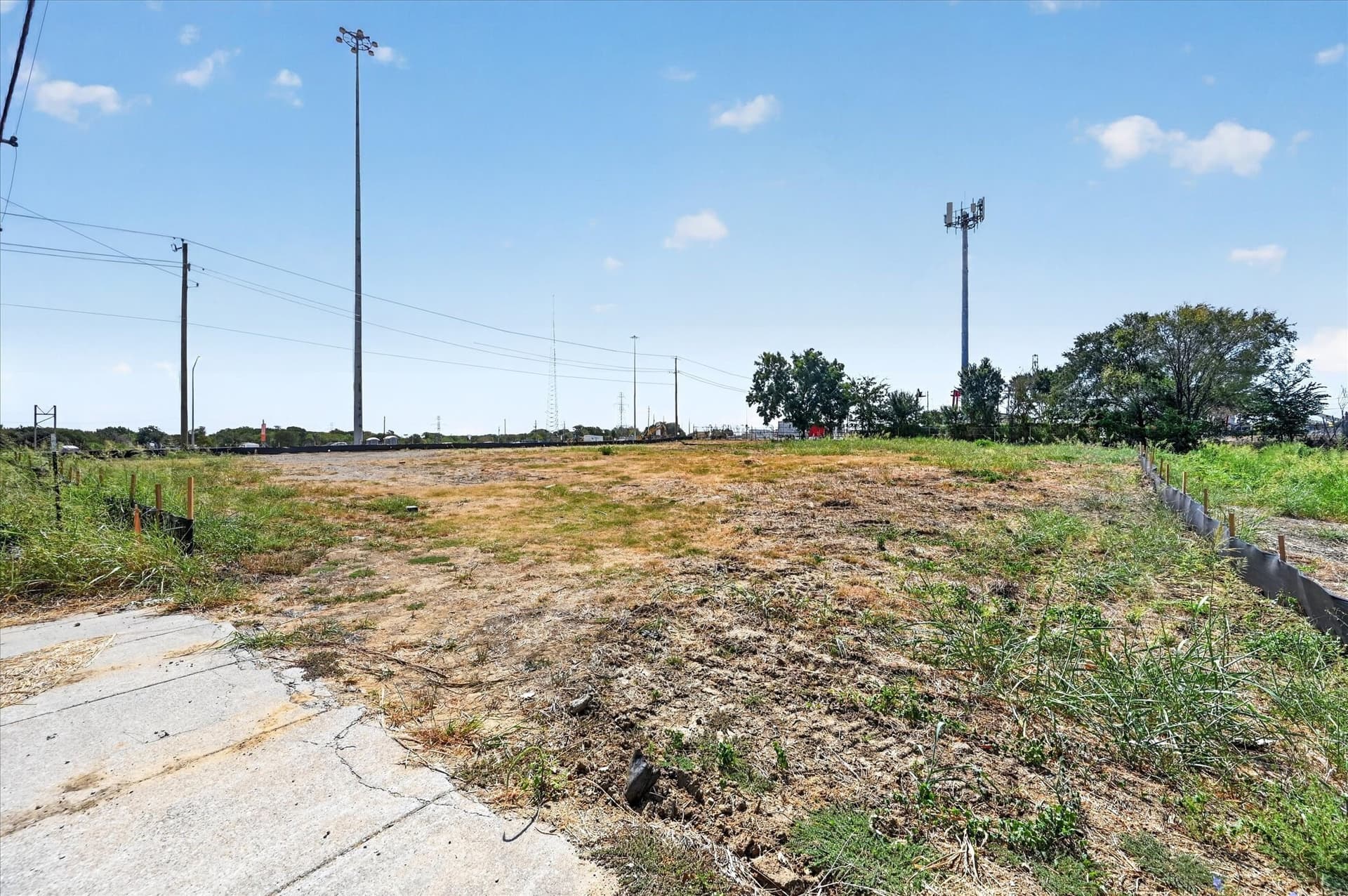 0.71 acres in Tarrant County - photo 14