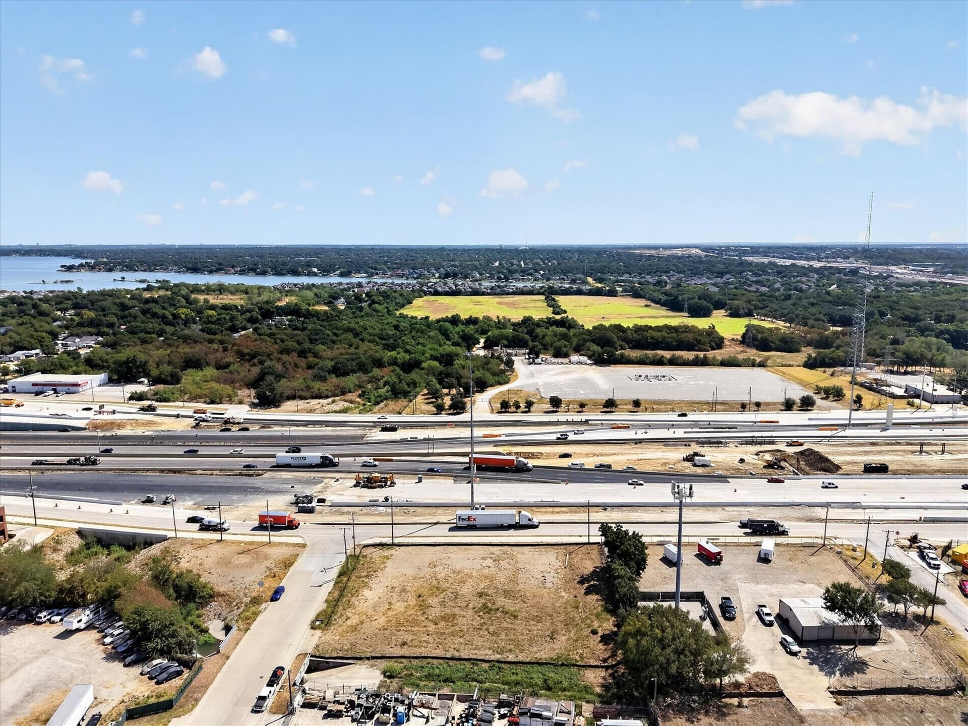 0.71 acres in Tarrant County - photo 4