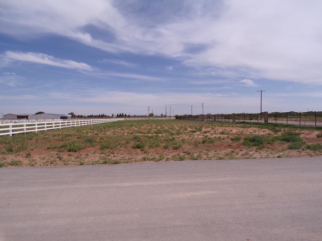 1.19 acres in Midland County