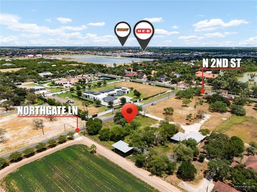 1.1 acres in Hidalgo County gallery image 4