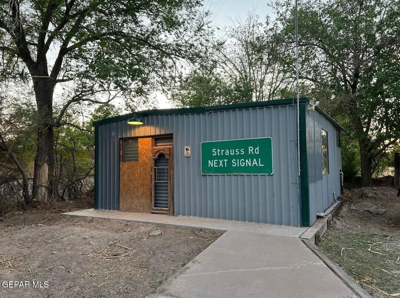 1 acres in El Paso County - photo 4