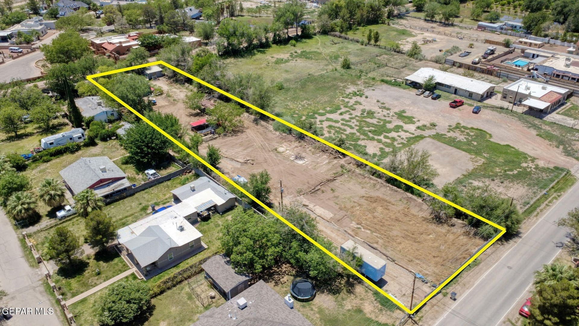 1 acres in El Paso County gallery image 2