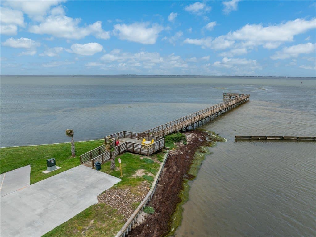 0.07 acres in Nueces County - photo 35