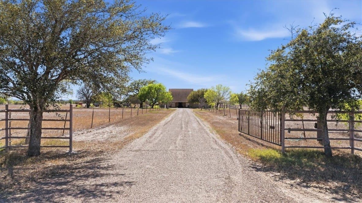 20 acres in Live Oak County - photo 26