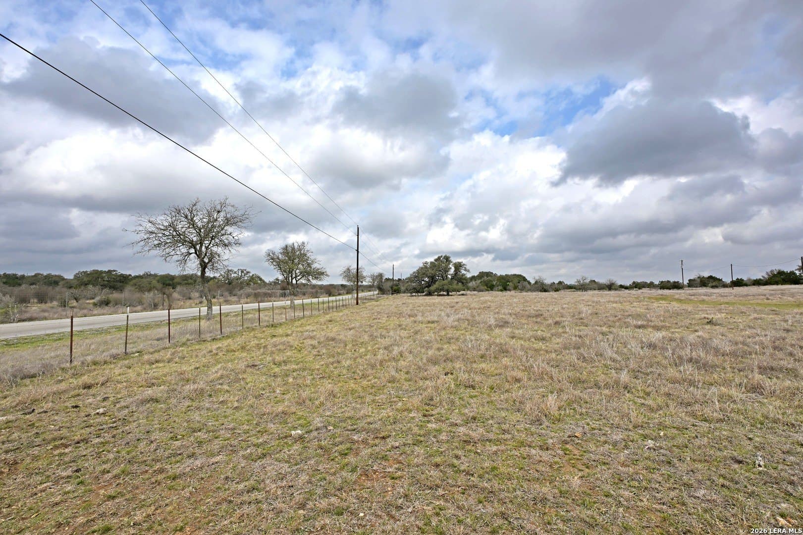 25 acres in Comal County gallery image 3