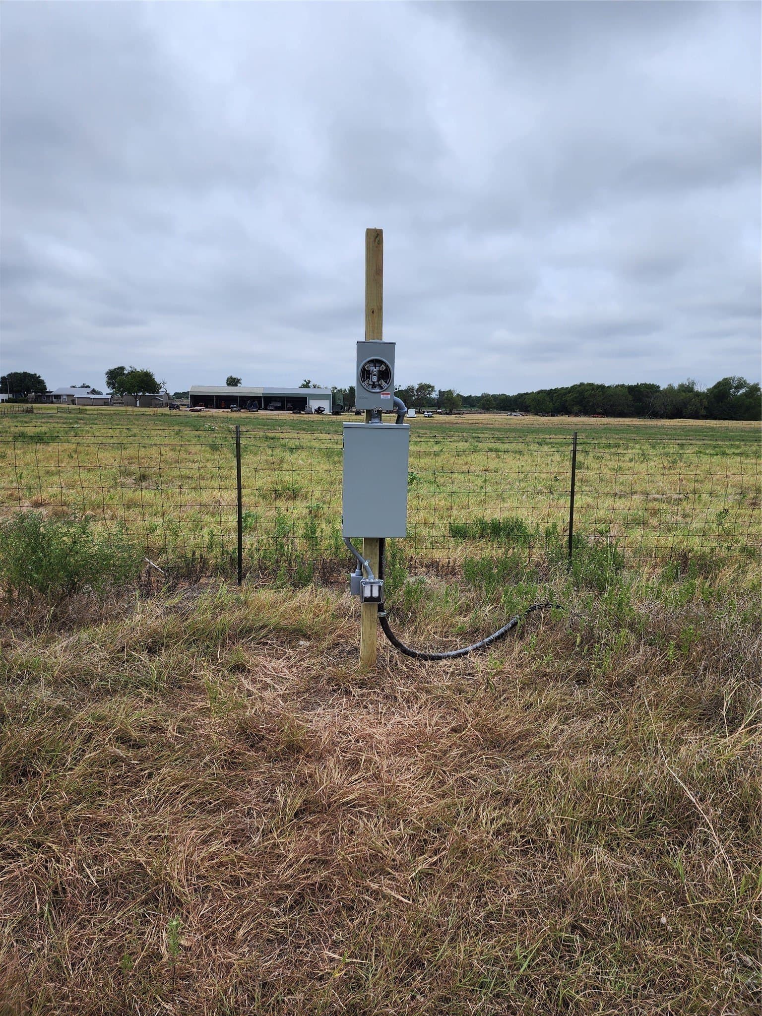 24.49 acres in Ellis County - photo 3