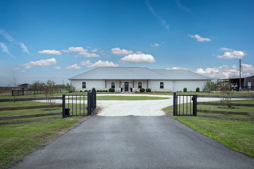 10.93 acres in Washington County