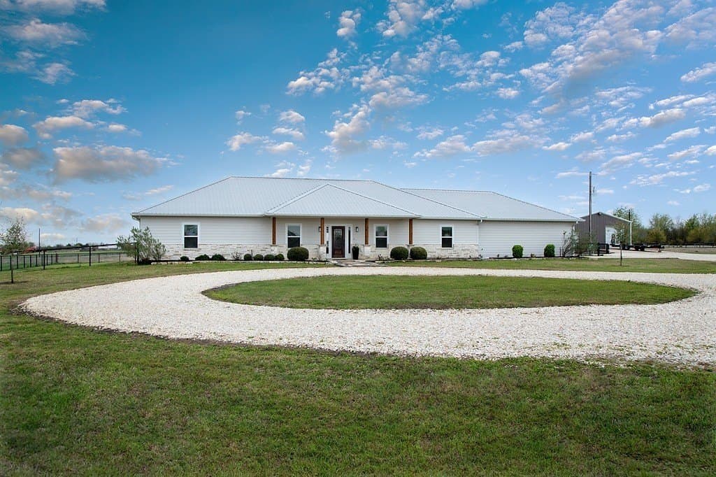 10.93 acres in Washington County gallery image 2