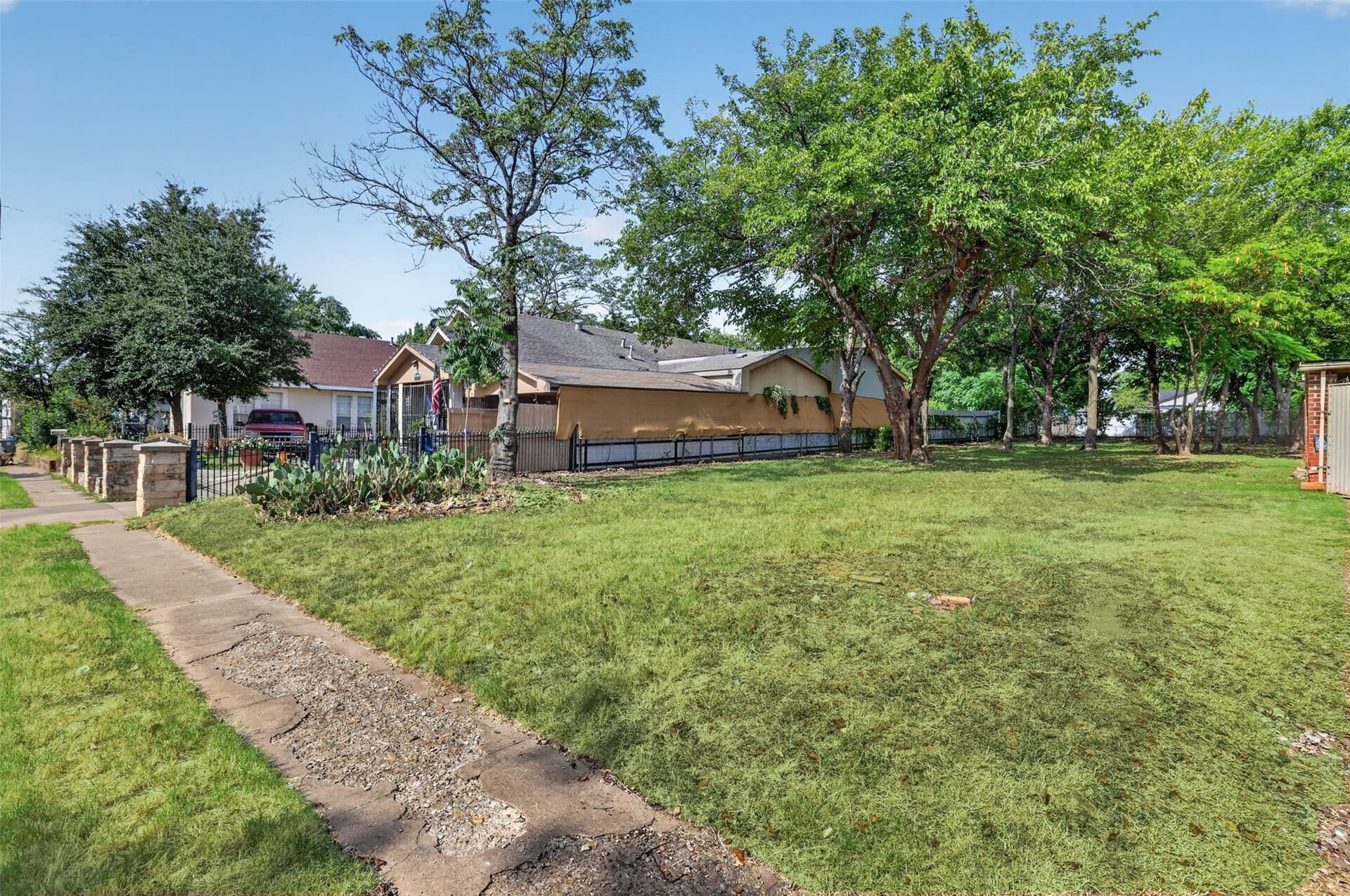 0.16 acres in Dallas County gallery image 2