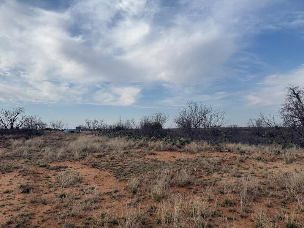 28.11 acres in Mitchell County