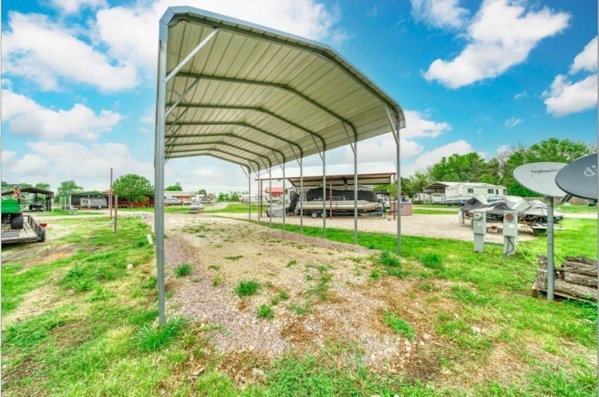 0.06 acres in Navarro County