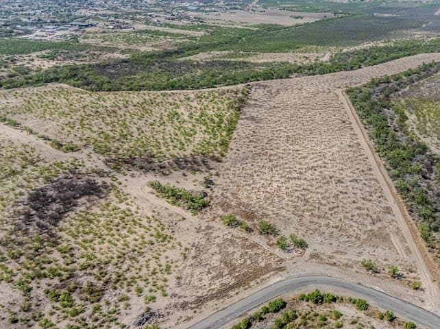 10 acres in Maverick County gallery image 3