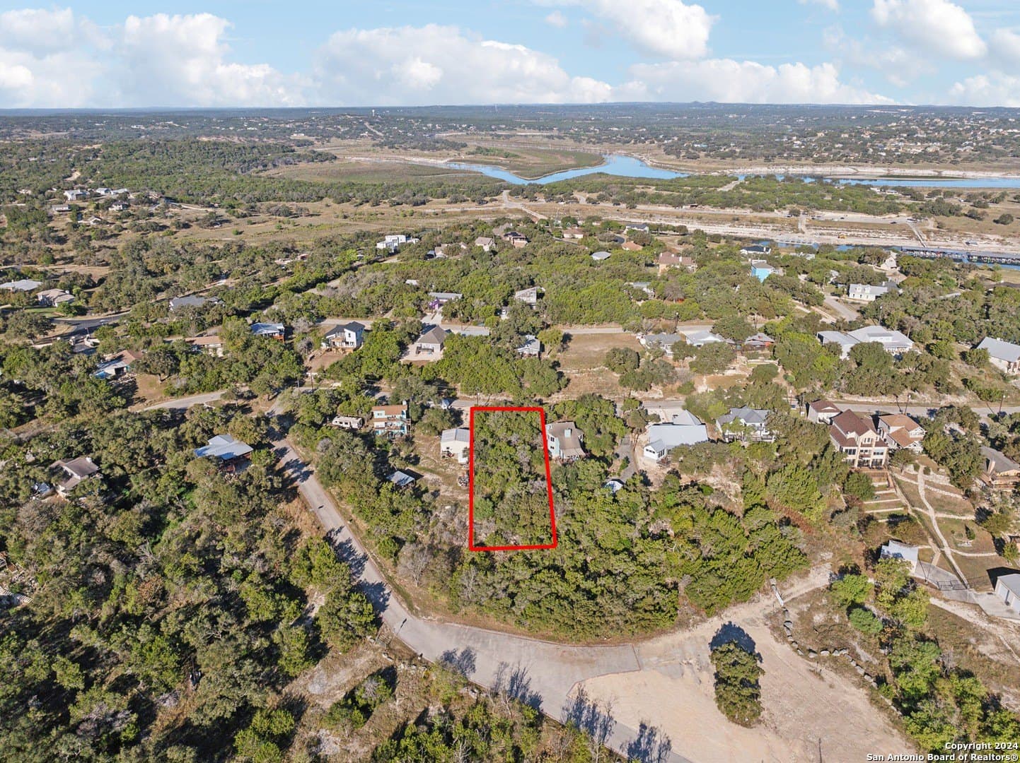 0.37 acres in Comal County - photo 3