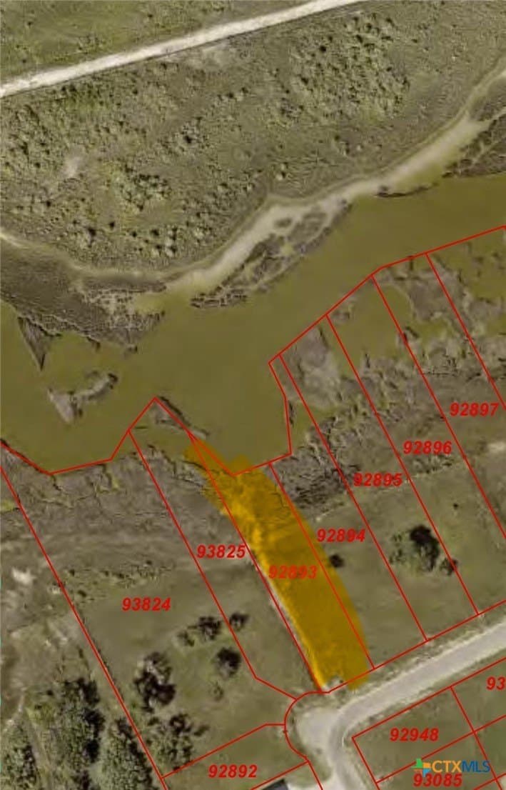 0.45 acres in Calhoun County - photo 20