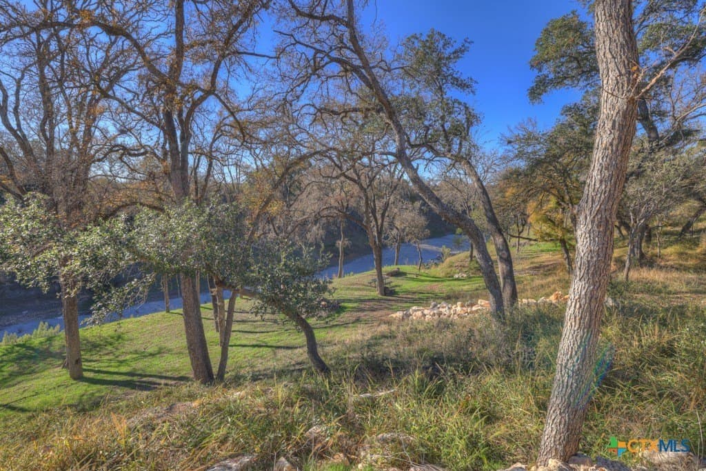 3.09 acres in Comal County - photo 38
