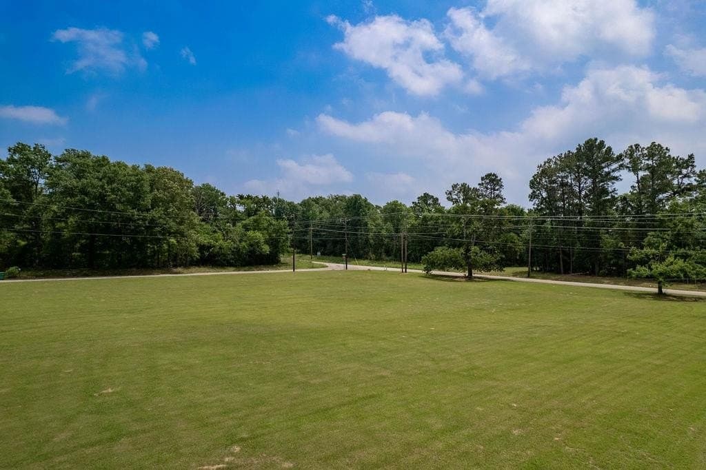 1.3 acres in ANDERSON County gallery image 2