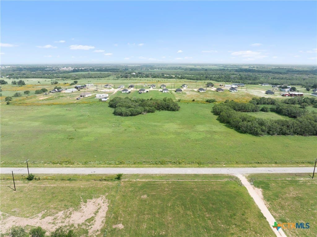 1.28 acres in Wilson County gallery image 2