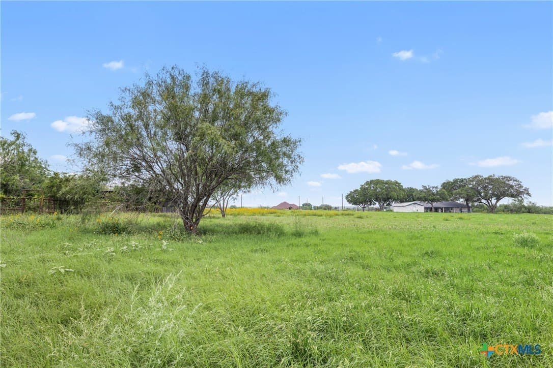 1.28 acres in Wilson County - photo 14
