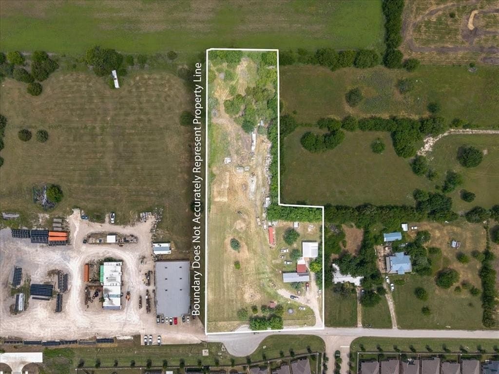 3.28 acres in Johnson County