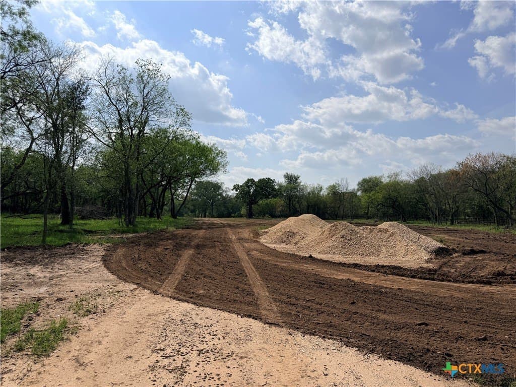 12.63 acres in Caldwell County - photo 8