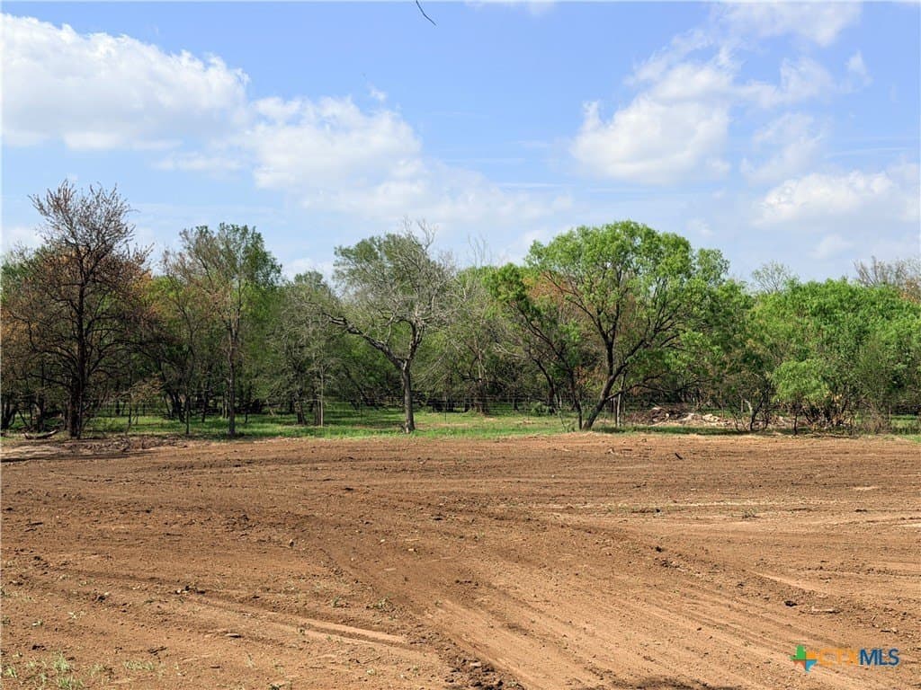 12.63 acres in Caldwell County gallery image 3