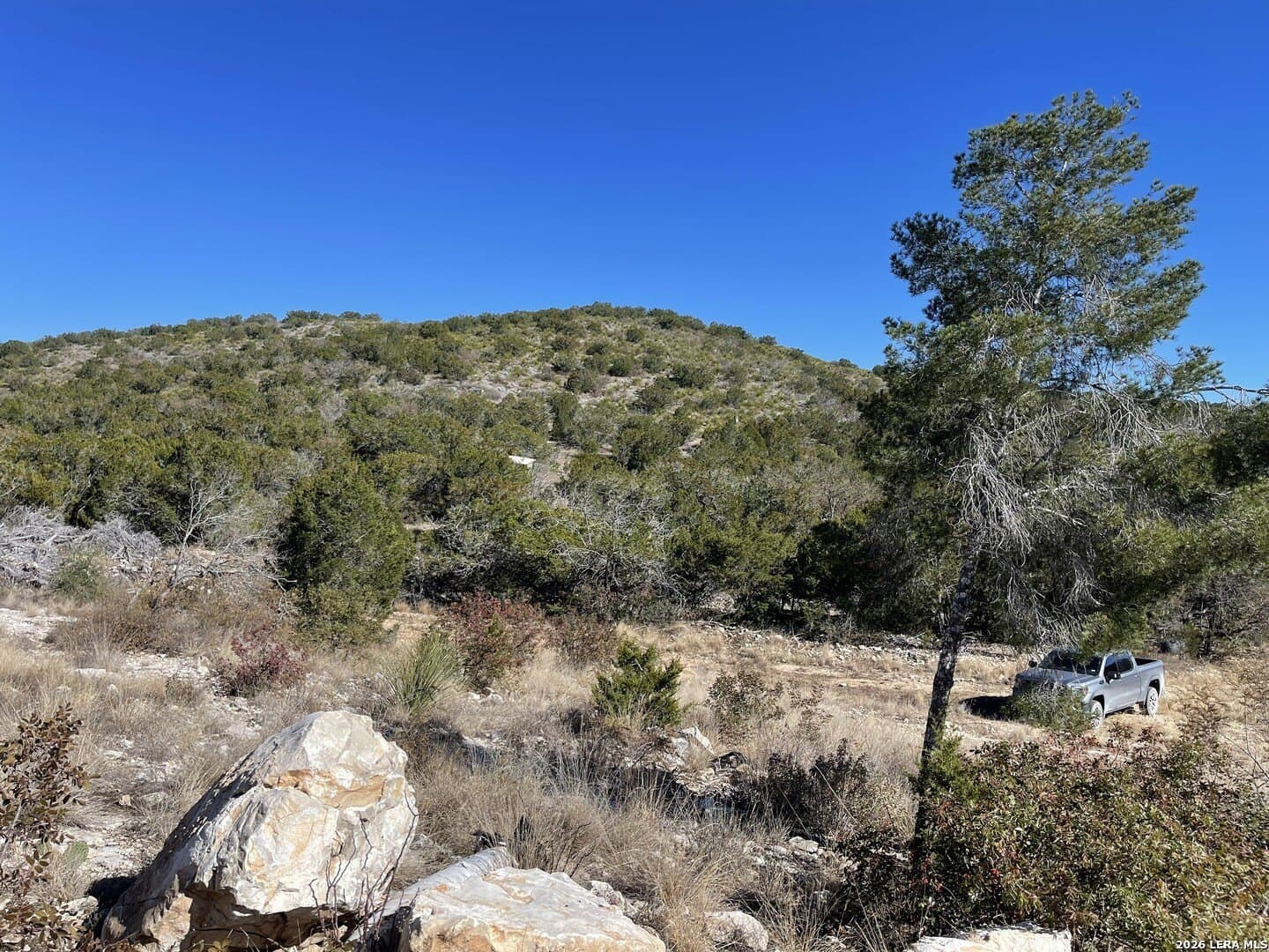 20 acres in Uvalde County