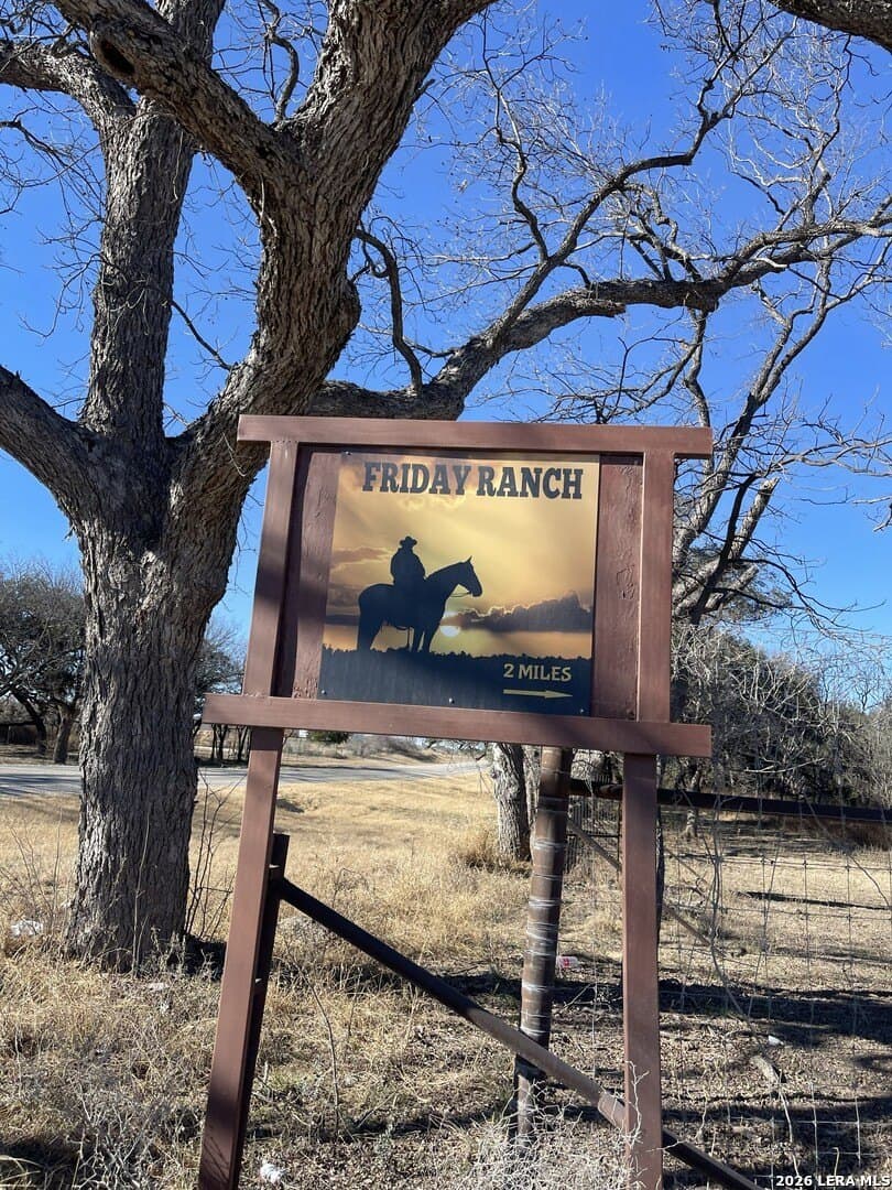 20 acres in Uvalde County gallery image 3