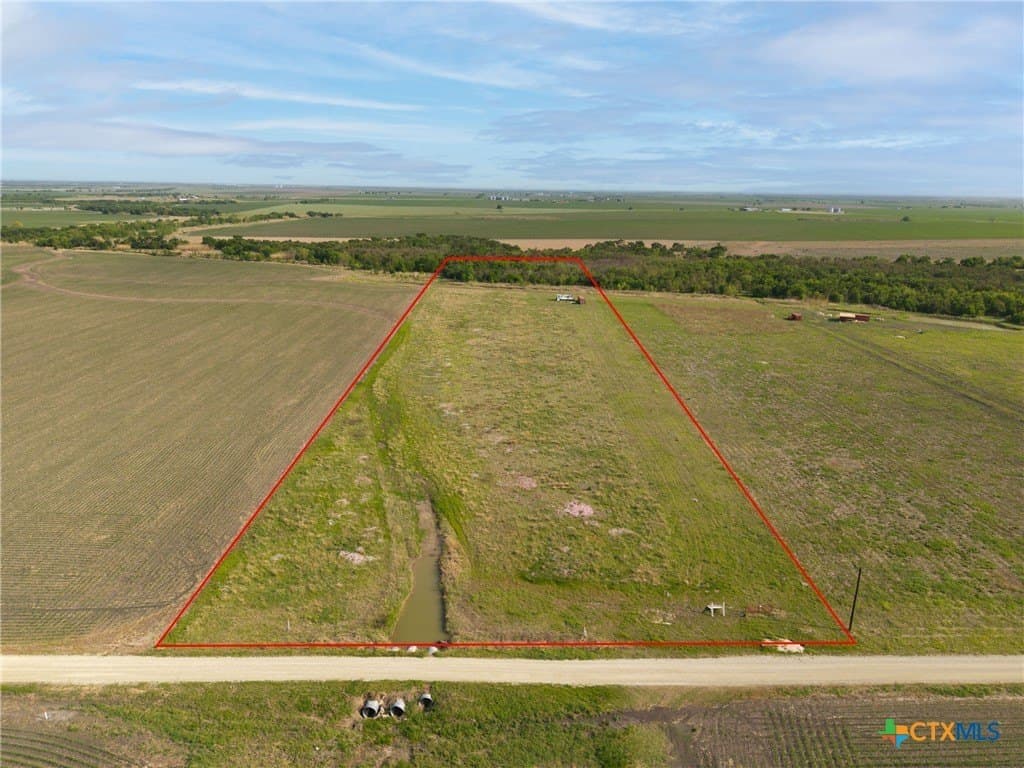 10.01 acres in Falls County gallery image 2