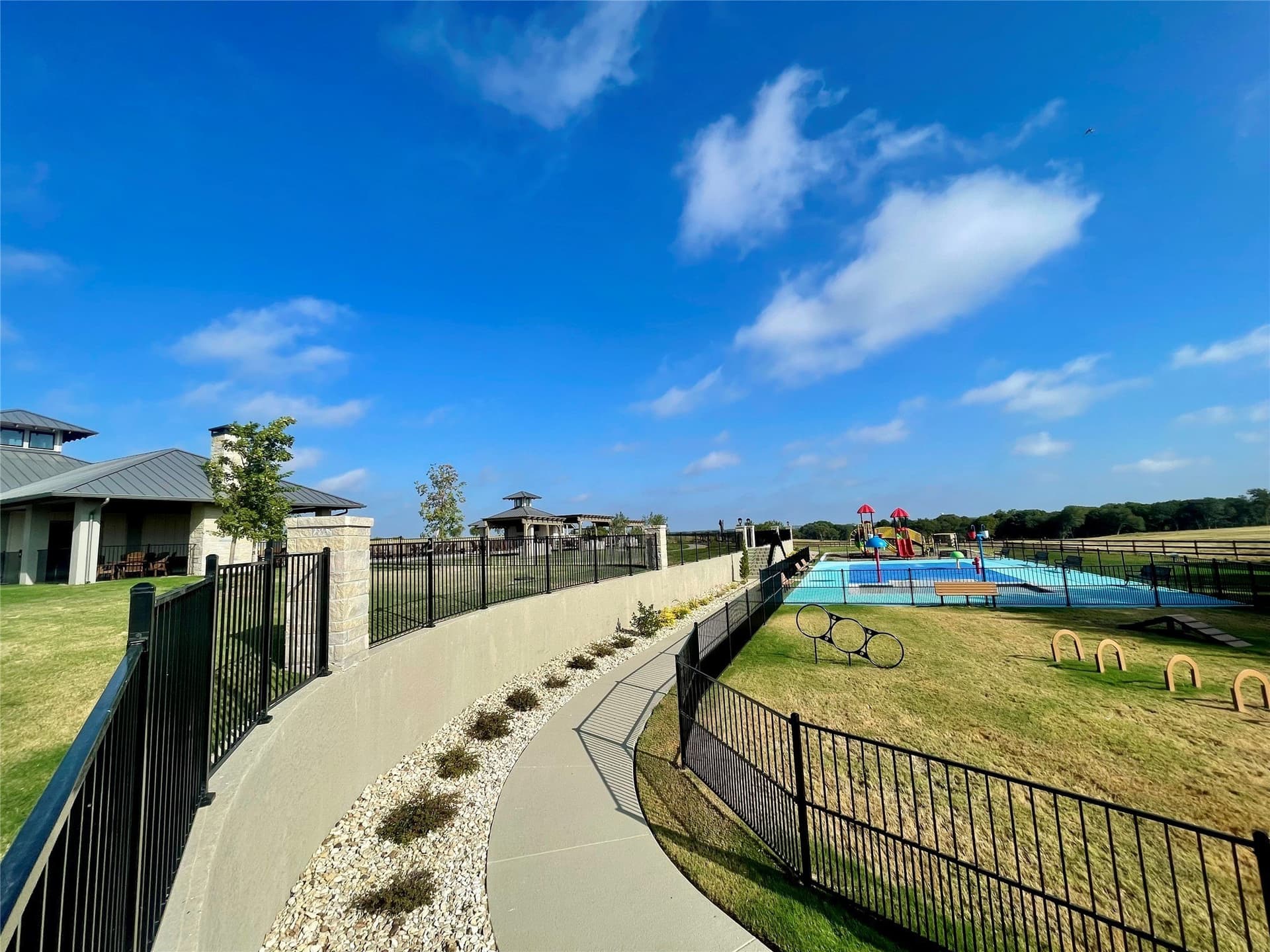 1.44 acres in Ellis County - photo 5