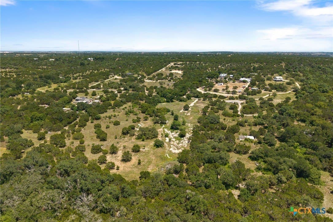4 acres in Travis County gallery image 4