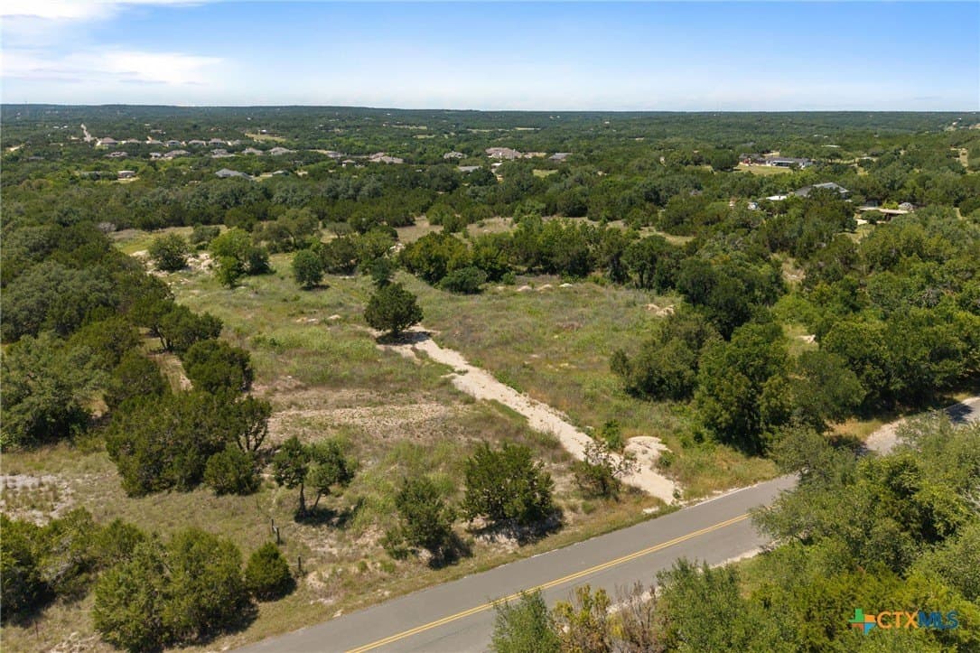 4 acres in Travis County featured view