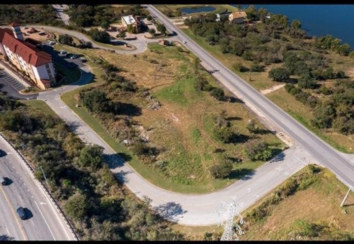 1.87 acres in Burnet County gallery image 3