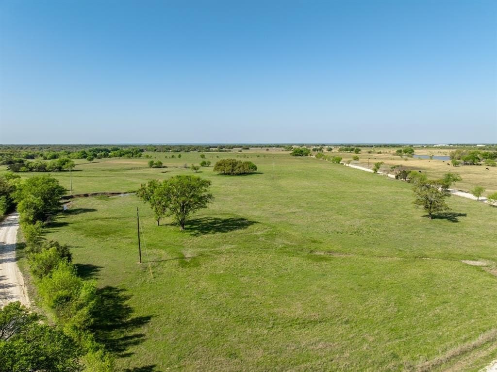 48.72 acres in Hill County