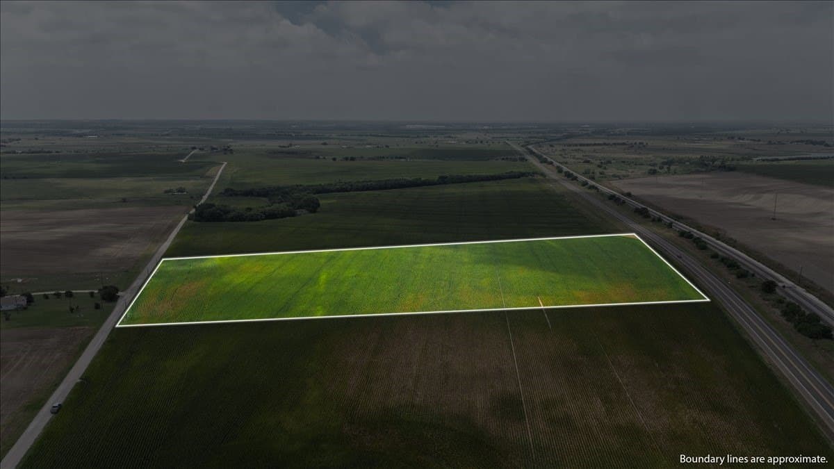 10 acres in Hill County - photo 3