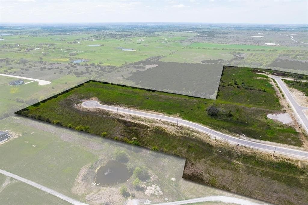 1 acres in Johnson County gallery image 3