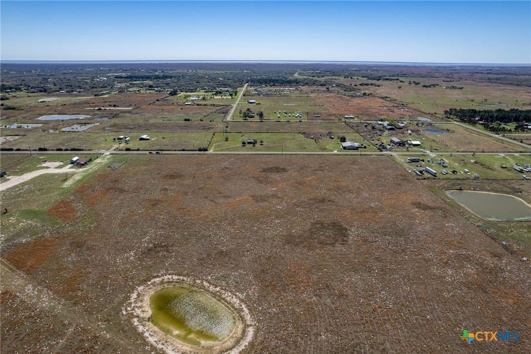 10 acres in Calhoun County gallery image 4